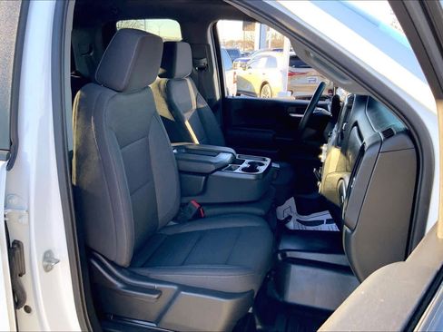 Used 2024 GMC Sierra 2500 Pro image 8