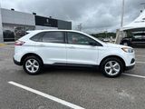 Certified 2024 Ford Edge SE image 3