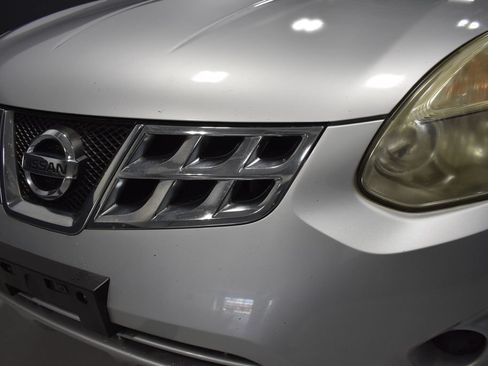Used 2013 Nissan Rogue S FWD image 11