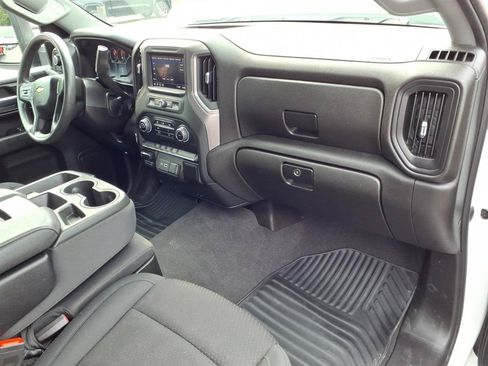 Used 2024 Chevrolet Silverado 2500 W/T w/ WT Convenience Package AWD/4WD image 12
