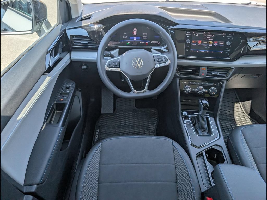 Used 2024 Volkswagen Taos SE FWD image 9