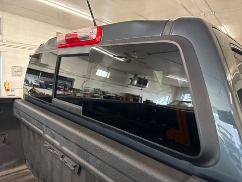 Used 2018 Chevrolet Colorado ZR2 image 81