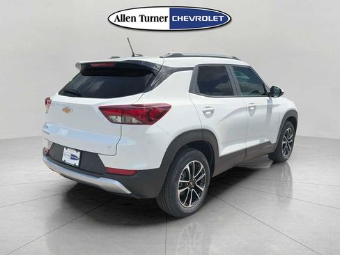 New 2026 Chevrolet TrailBlazer LT w/ Convenience Package image 4