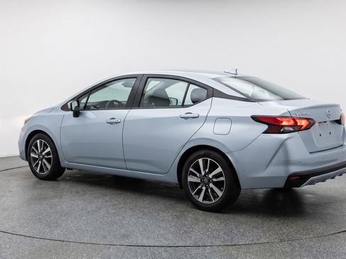 Used 2025 Nissan Versa SV FWD image 6