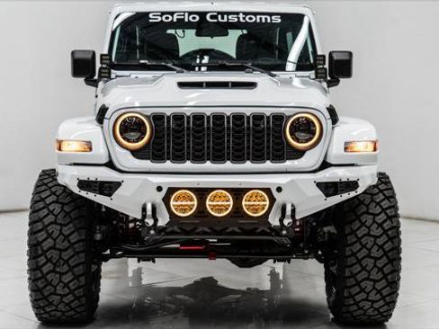 Used 2026 Jeep Wrangler Unlimited Sport image 3