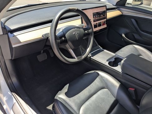 Used 2022 Tesla Model 3 Long Range AWD/4WD image 16