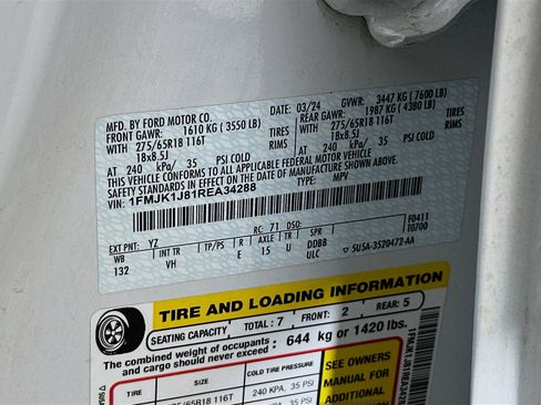 Used 2024 Ford Expedition Max XLT image 12