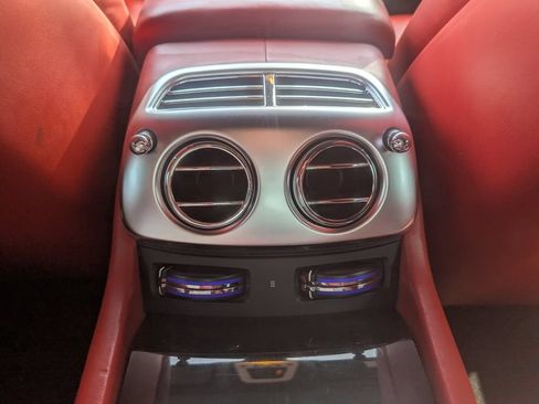 Used 2018 Rolls-Royce Dawn RWD image 38