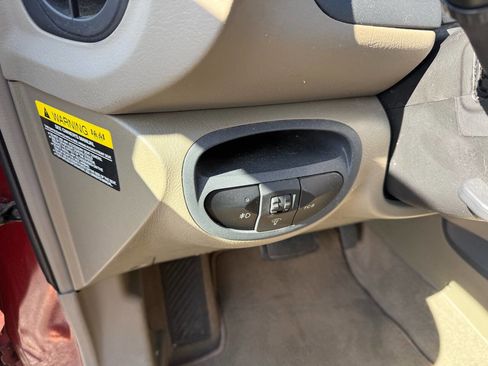 Used 2005 Hyundai Santa Fe LX image 18