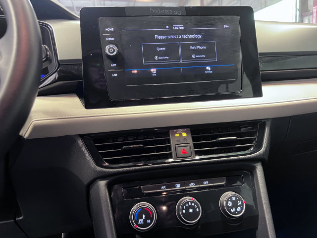 Certified 2025 Volkswagen Taos S FWD image 24