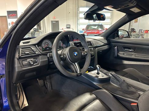 Used 2020 BMW M4 CS w/ Executive Package image 18