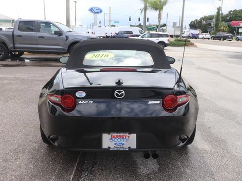 Used 2016 MAZDA MX-5 Miata Grand Touring RWD image 13