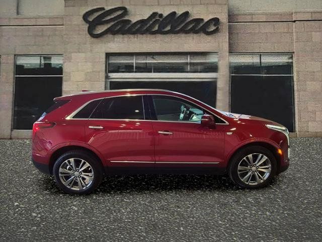 Used 2024 Cadillac XT5 Premium Luxury AWD/4WD image 6