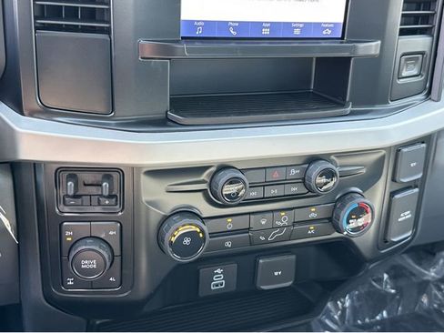 New 2025 Ford F250 XLT image 20