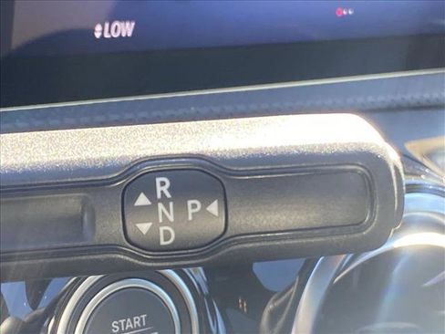 Used 2025 Mercedes-Benz CLA 250 image 11