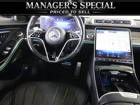 Used 2022 Mercedes-Benz S 500 4MATIC w/ AMG Line Package image 32