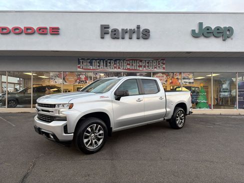 Used 2022 Chevrolet Silverado 1500 RST image 1