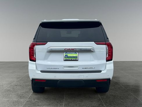 Used 2024 GMC Yukon XL Denali w/ Advanced Technology Package AWD/4WD image 9