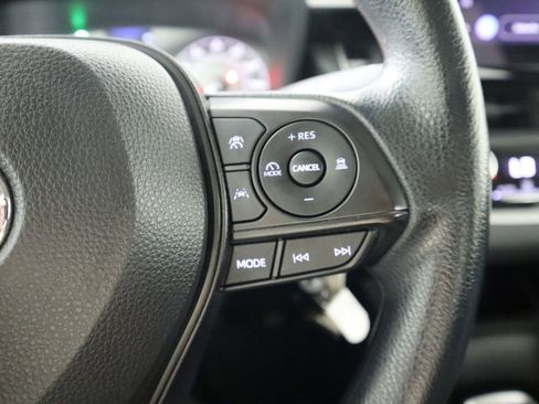 Used 2024 Toyota Corolla LE image 38