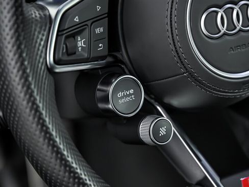 Used 2022 Audi R8 V10 performance AWD/4WD image 25