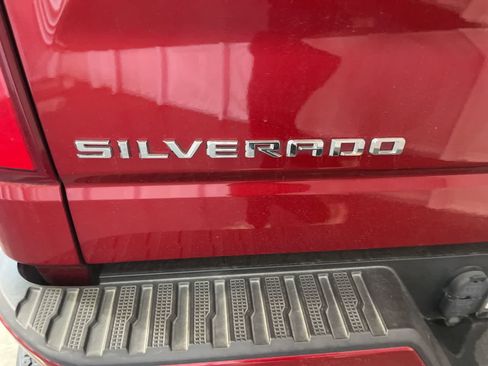 Used 2022 Chevrolet Silverado 1500 Custom RWD image 18