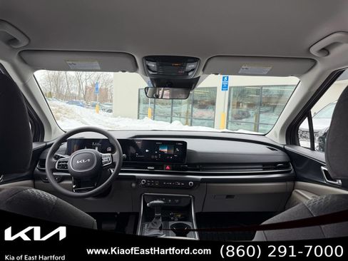 New 2026 Kia Carnival LX FWD image 21