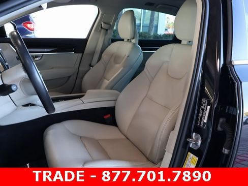 Used 2018 Volvo S90 T5 Momentum w/ Convenience Package image 11