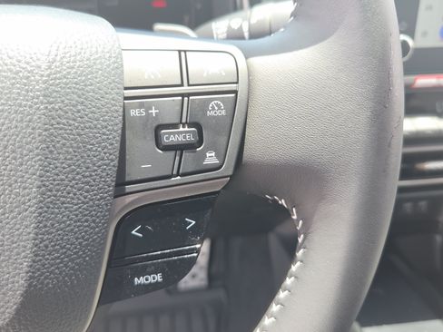 Used 2026 Toyota Camry SE FWD image 18