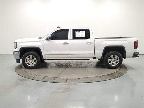 Used 2018 GMC Sierra 1500 SLT image 4