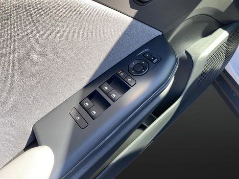 New 2025 Kia K4 EX image 29