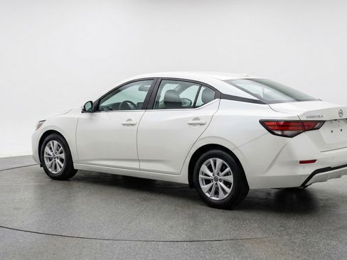Used 2025 Nissan Sentra S FWD image 6