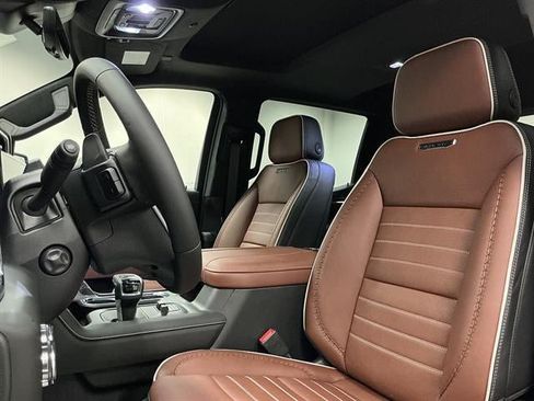 New 2026 GMC Sierra 1500 Denali Ultimate AWD/4WD image 9