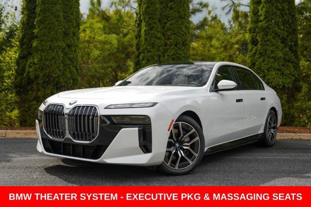 Used 2024 BMW i7 xDrive60 AWD/4WD image 1