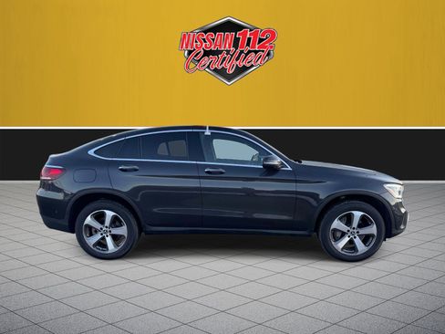 Used 2022 Mercedes-Benz GLC 300 4MATIC Coupe image 3