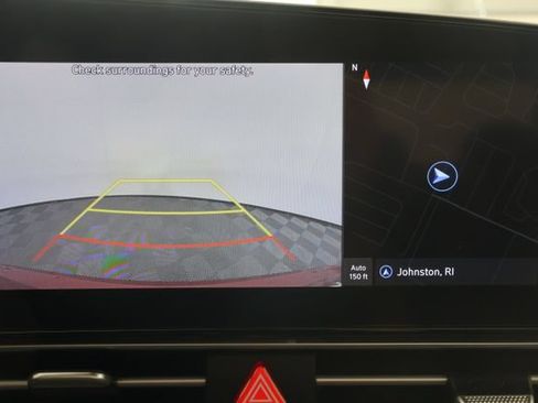 Used 2025 Hyundai Elantra SEL FWD image 18