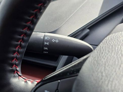 Used 2023 Toyota Prius Prime Premium image 35