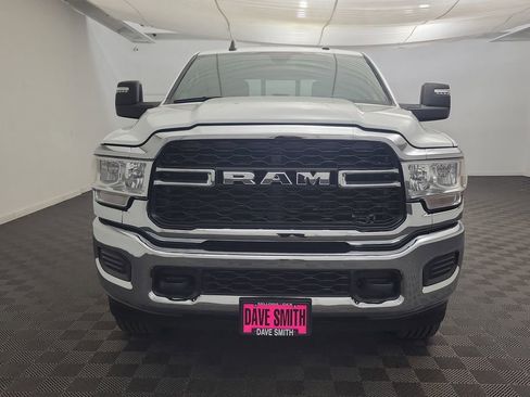 Used 2024 RAM 3500 Tradesman w/ Chrome Appearance Group image 5