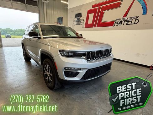 Used 2025 Jeep Grand Cherokee Limited w/ Luxury Tech Group II AWD/4WD image 1