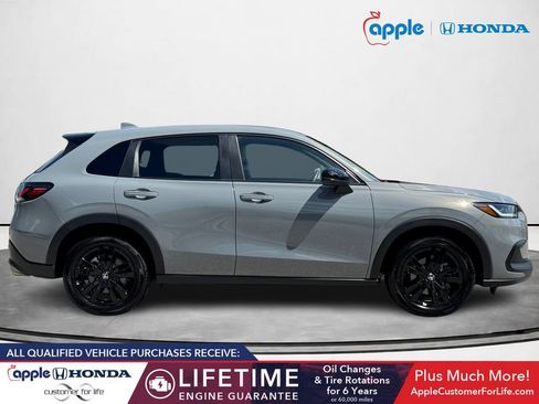 Used 2026 Honda HR-V Sport image 2