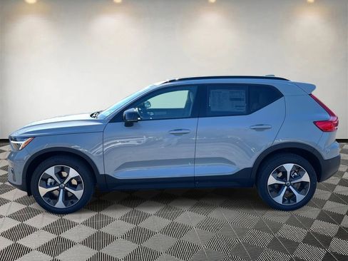 New 2026 Volvo XC40 B5 Plus w/ Protection Package Premier image 6