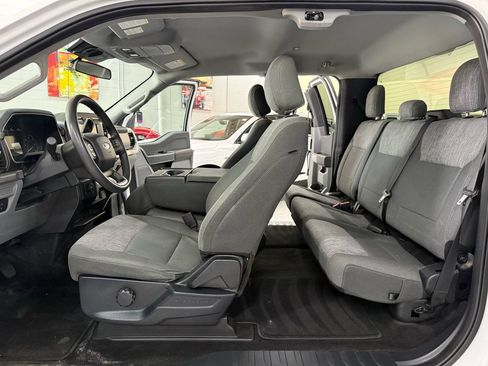 Used 2021 Ford F150 XLT RWD image 12