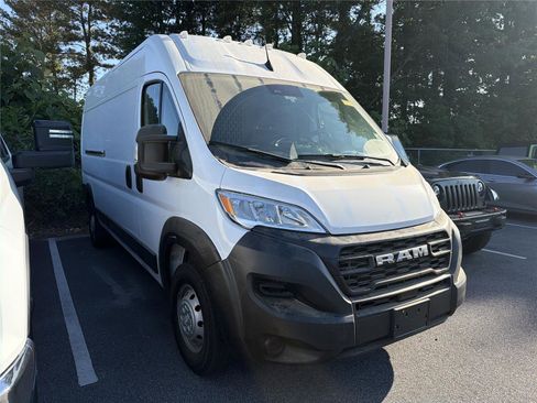 Used 2023 RAM ProMaster 2500 FWD image 3