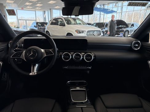 Used 2026 Mercedes-Benz CLA 250 4MATIC image 10