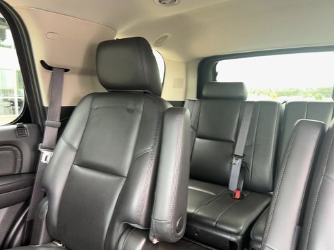 Used 2013 GMC Yukon Denali image 31
