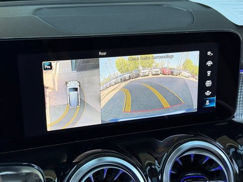 Certified 2023 Mercedes-Benz GLB 250 image 5