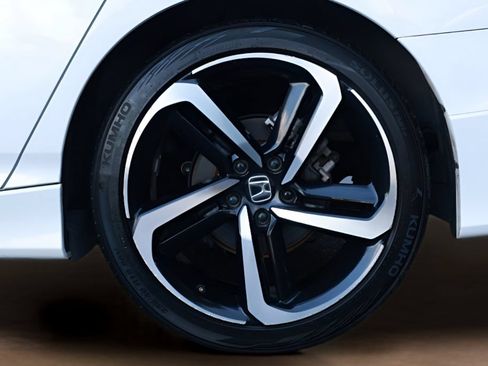 Used 2021 Honda Accord Sport image 44