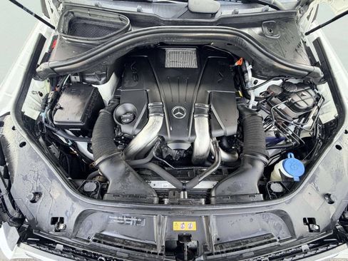Used 2019 Mercedes-Benz GLS 550 4MATIC image 13