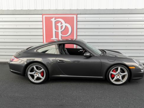 Used 2006 Porsche 911 Carrera S RWD image 43