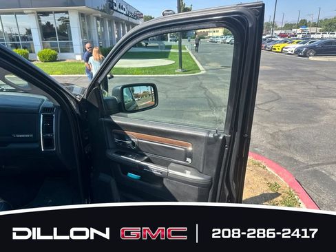 Used 2017 RAM 1500 Laramie AWD/4WD image 19