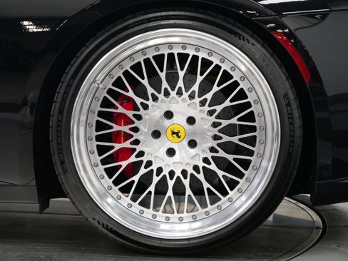 Used 2017 Ferrari GTC4Lusso image 11